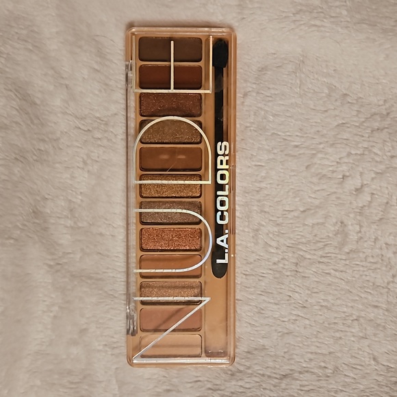 L.A. COLORS NUDE EYESHADOW PALETTE - Picture 1 of 4